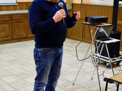 Débat L'abbé Louinet les Rémelfingeois : Comment dynamiser l'Eglise ?