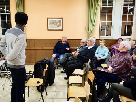 Rémelfing Débat L'abbé Louinet les Rémelfingeois : Comment dynamiser l'Eglise ?