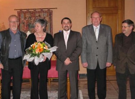 Départ en retraite de Mme SCHLOESSER Marie-Jeanne Rémelfing Départ en retraite de Mme SCHLOESSER Marie-Jeanne