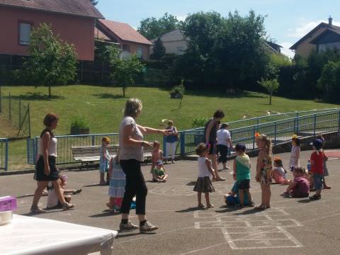 Rémelfing Spectacle de fin d'année à l'école maternelle