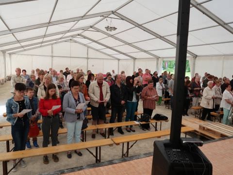 Rémelfing 1ère Messe du Lundi Pentecôte sous le Chapiteau