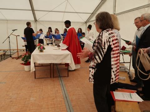 Rémelfing 1ère Messe du Lundi Pentecôte sous le Chapiteau