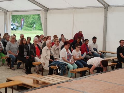 Rémelfing 1ère Messe du Lundi Pentecôte sous le Chapiteau