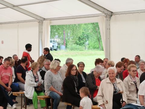 Rémelfing 1ère Messe du Lundi Pentecôte sous le Chapiteau