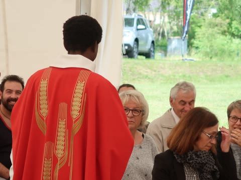 Rémelfing 1ère Messe du Lundi Pentecôte sous le Chapiteau