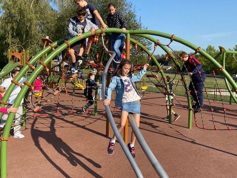 Rémelfing Inauguration de l'aire de jeux du château