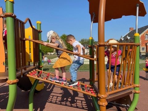 Rémelfing Inauguration de l'aire de jeux du château