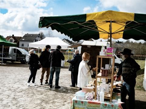 Rémelfing 2éme Marché Paysans au Château