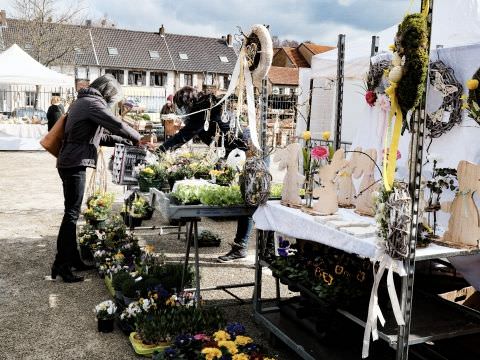 Rémelfing 2éme Marché Paysans au Château