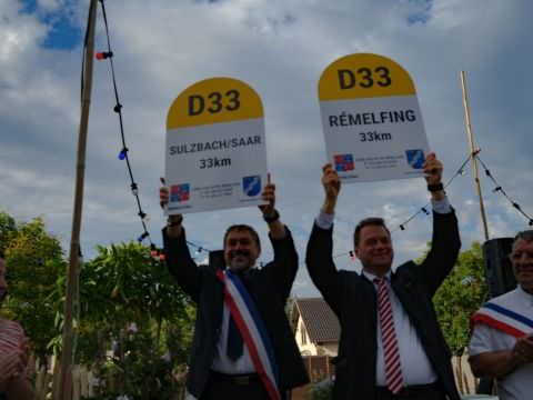 Rémelfing Inauguration du square de l'amitié franco-allemande et signature de la charte de jumelage avec Sulzbach/Saar