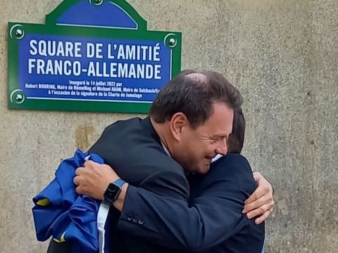 Rémelfing Inauguration du square de l'amitié franco-allemande et signature de la charte de jumelage avec Sulzbach/Saar