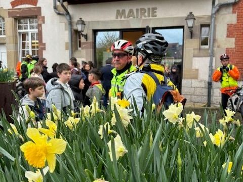 Rémelfing Les Raideurs Fous au ravitaillement à Rémelfing