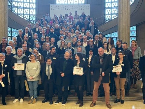 Rémelfing Labellisation APIcité® "2 abeilles- démarche remarquable"