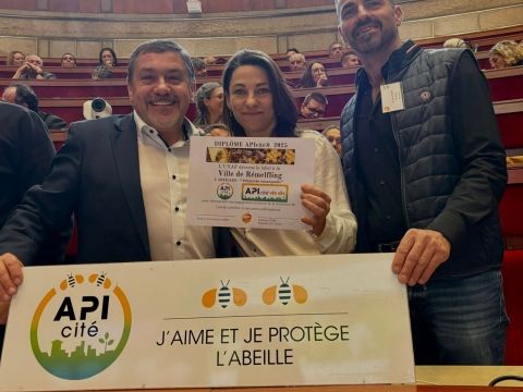 Labellisation APIcité® "2 abeilles- démarche remarquable"