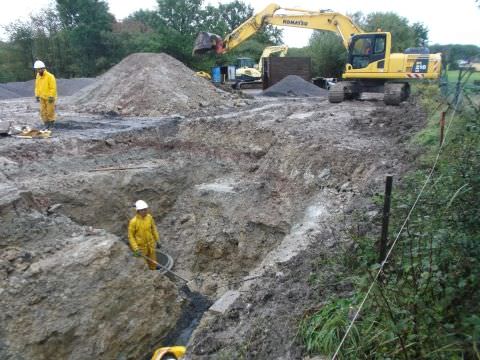 Rémelfing "Les Hauts de Sarre": début de la pose de l'assainissement