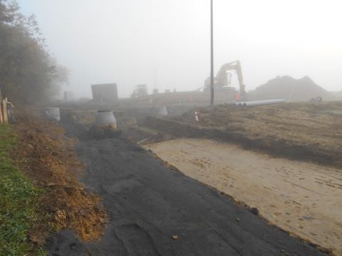 Rémelfing "Les Hauts de Sarre": début de la pose de l'assainissement