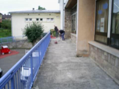 Travaux de rénovation de la terrasse de l'école maternelle