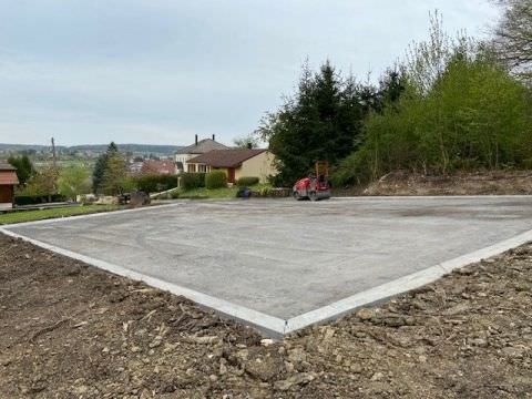 Rémelfing Démarrage des travaux de création d'une aire de retournement rue des Abeilles