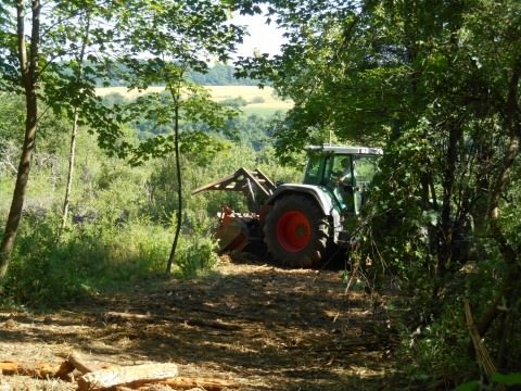 Rémelfing Broyage des végétaux au Honigberg