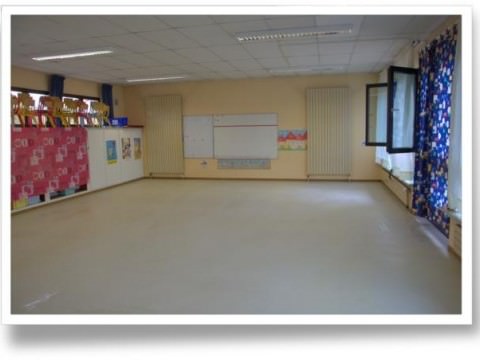 TRAVAUX DE NETTOYAGE A L'ECOLE MATERNELLE