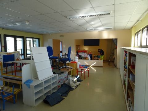 Travaux de mise en peinture à l' école maternelle Rémelfing