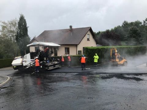 " Les Hauts de Sarre" : pose des enrobés provisoires Rémelfing