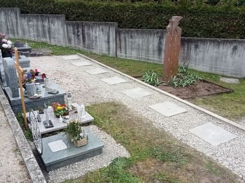 INSTALLATION DE NOUVEAUX CINERAIRES AU CIMETIERE Rémelfing